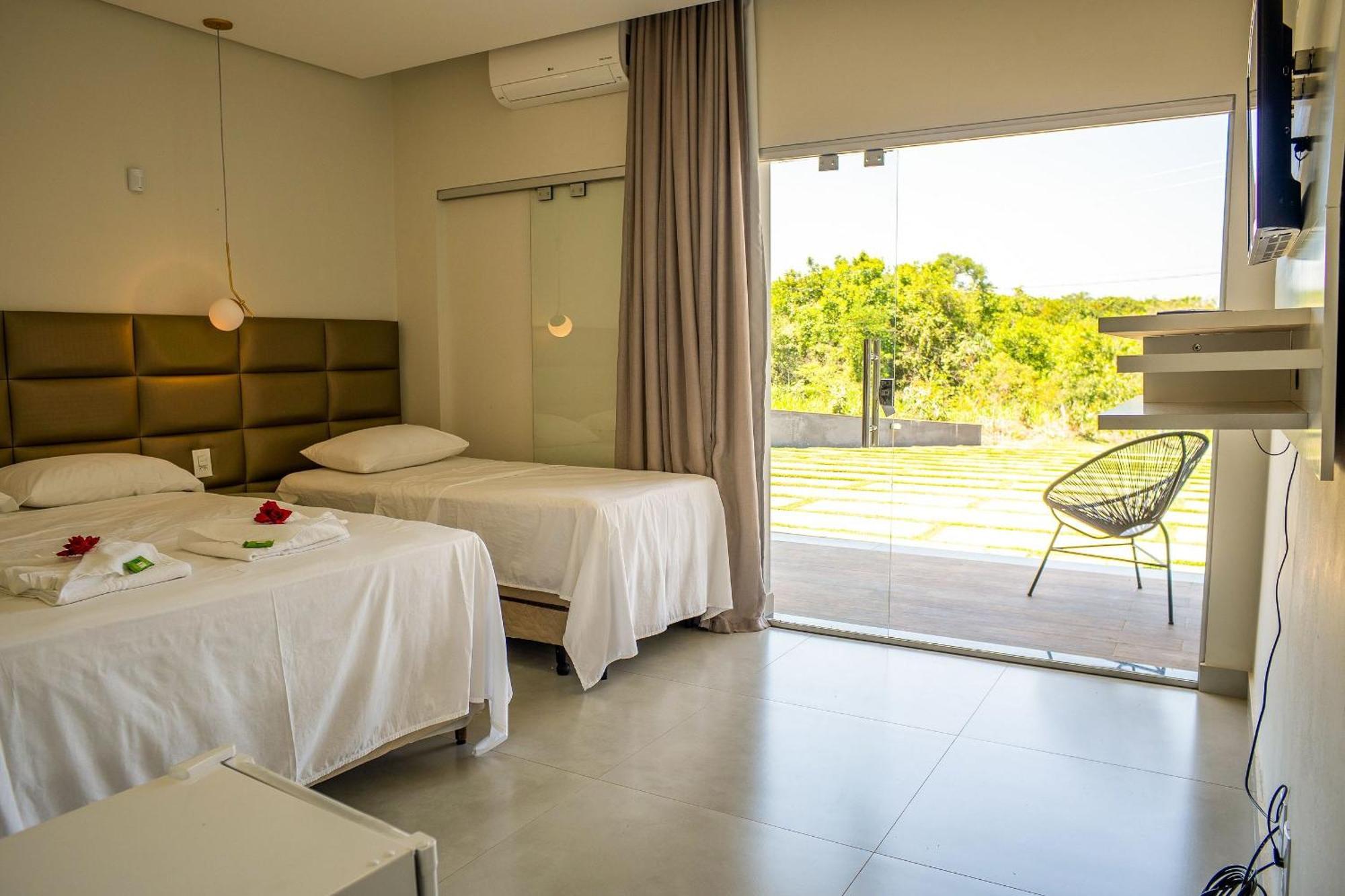 Pousada Com Piscina, Jacuzzi E Com Vista Em Capitolio - Casa Decore エクステリア 写真