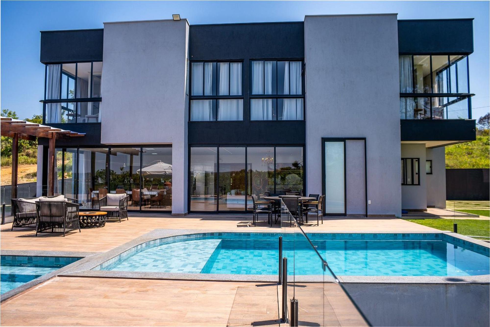 Pousada Com Piscina, Jacuzzi E Com Vista Em Capitolio - Casa Decore エクステリア 写真