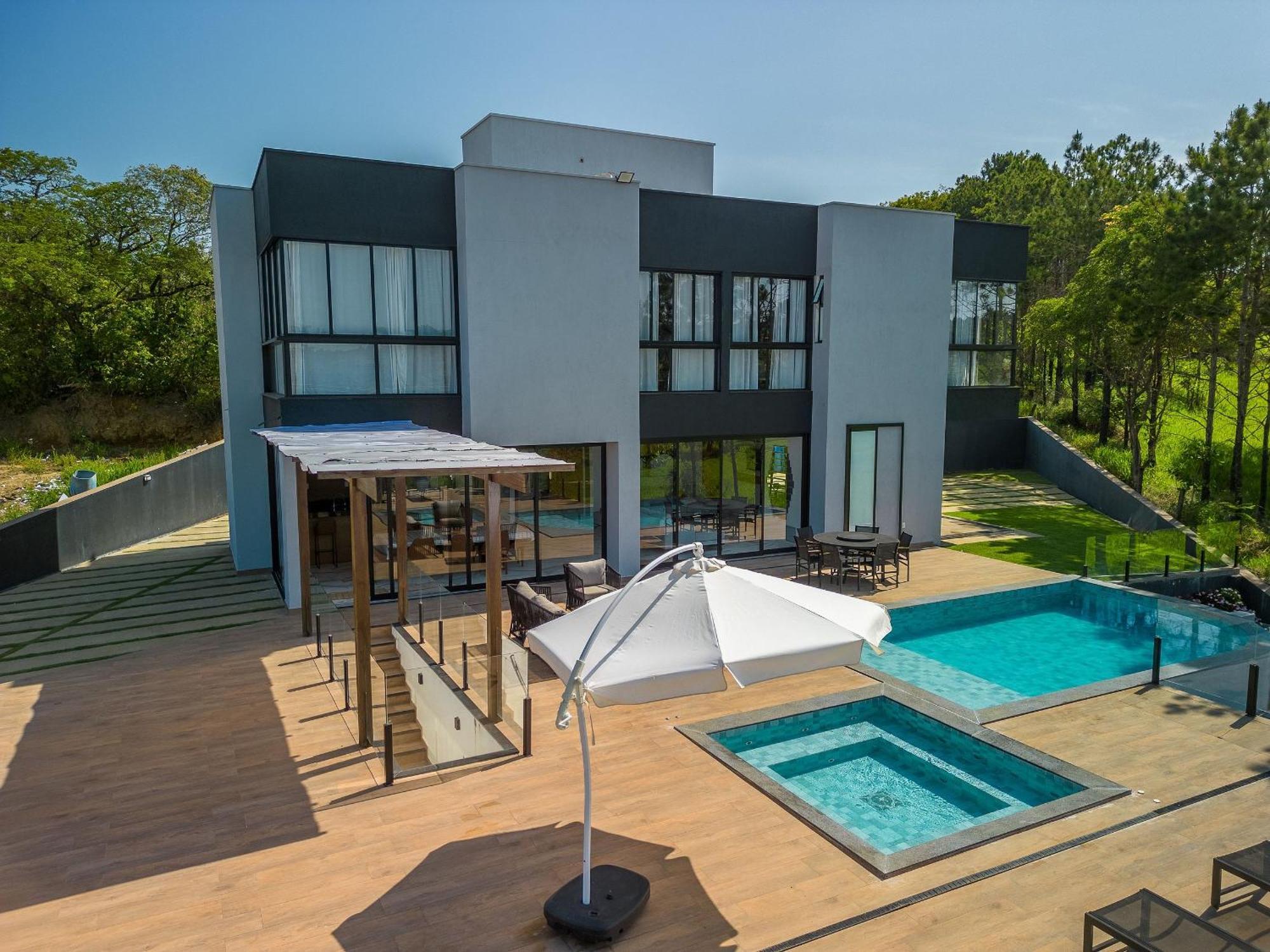 Pousada Com Piscina, Jacuzzi E Com Vista Em Capitolio - Casa Decore エクステリア 写真